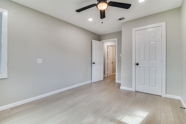 331 Andover Dr, Mesquite, TX 75149 - unfurnished bedroom with light wood finished floors, recessed lighting, and a ceiling fan
