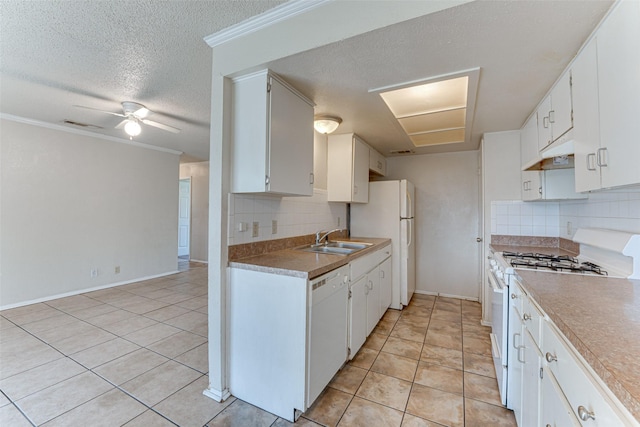 3000 Lambert Dr, Mesquite, TX 75150 - kitchen featuring white appliances, under cabinet range hood, decorative backsplash, a ceiling fan, and a textured ceiling