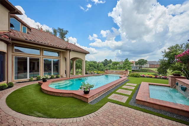 5 Savannah Ridge Dr, Frisco, TX 75034 - swimming pool featuring a yard and a patio area