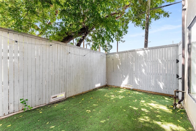 1505 N Haskell Ave Unit 5, Dallas, TX 75204 - view of grassy yard
