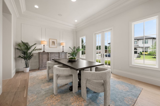 2009 Wheeler Dr, Southlake, TX 76092 - dining area with crown molding, light wood finished floors, and recessed lighting