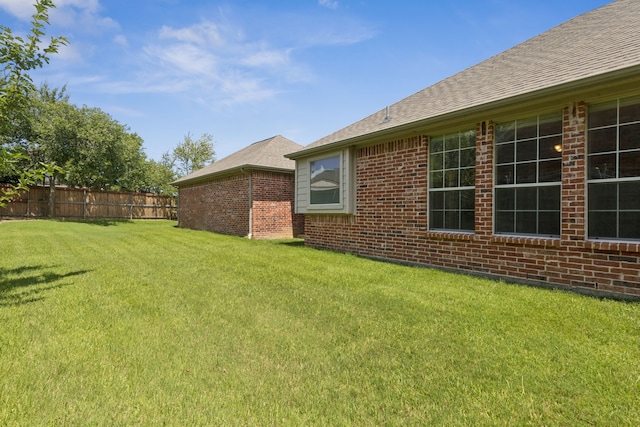 6802 Westfield Ct, Arlington, TX 76001 - view of yard