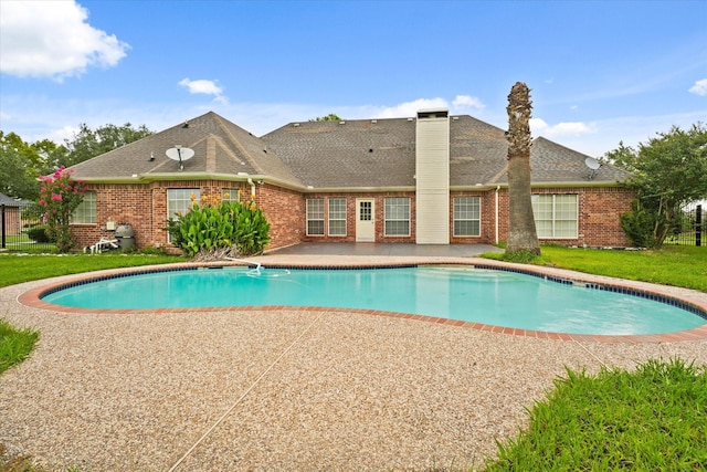 1036 E Oaklawn Dr, Talty, TX 75160 - view of pool featuring a patio area and a yard
