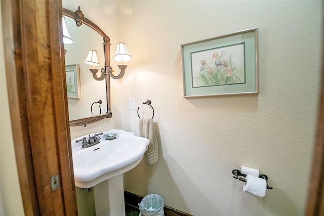 1702 High Point Dr, Pilot Point, TX 76258 - view of half bath