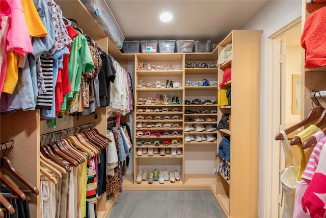 6956 Meadowbriar Ln, Dallas, TX 75230 - view of walk in closet