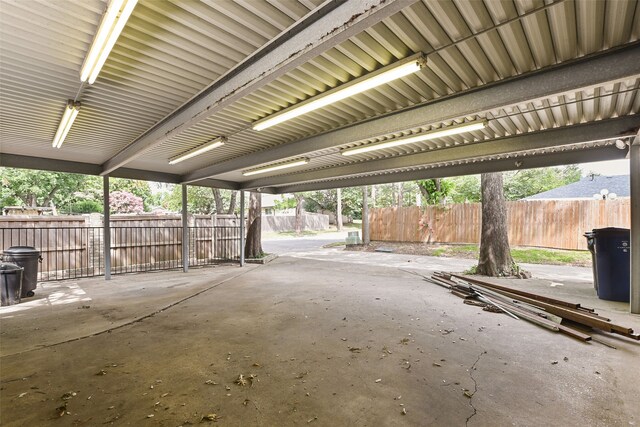 921 Sleepy Hollow Dr, Garland, TX 75043 - view of patio / terrace
