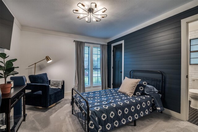1509 Banbury Ct, Richardson, TX 75082 - bedroom featuring carpet, a chandelier, and a textured ceiling