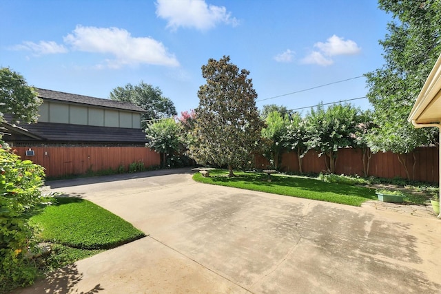 233 Hillview Dr, Hurst, TX 76054 - view of patio