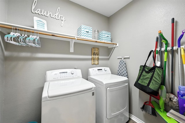 9210 Wild River Dr, Arlington, TX 76002 - laundry area with separate washer and dryer