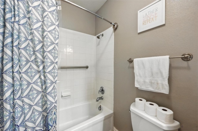 9210 Wild River Dr, Arlington, TX 76002 - full bath featuring shower / tub combo with curtain and toilet