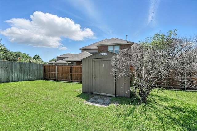 9210 Wild River Dr, Arlington, TX 76002 - fenced backyard with a storage shed