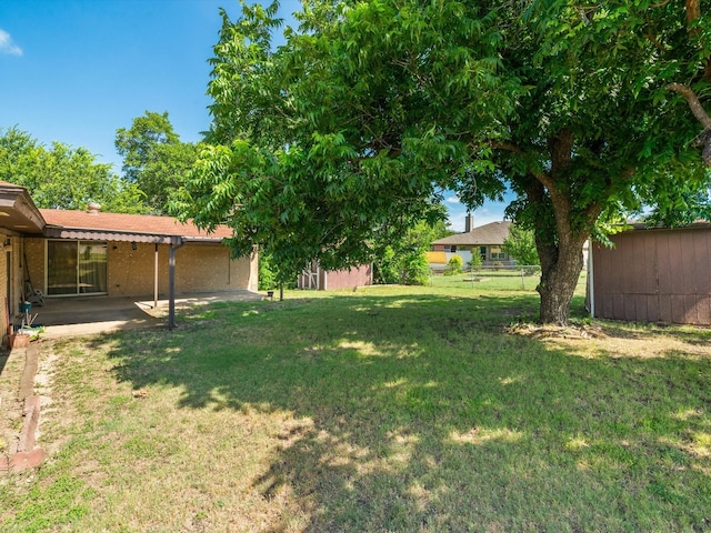 6500 Chapel Ln, Lake Worth, TX 76135 - view of yard featuring a patio