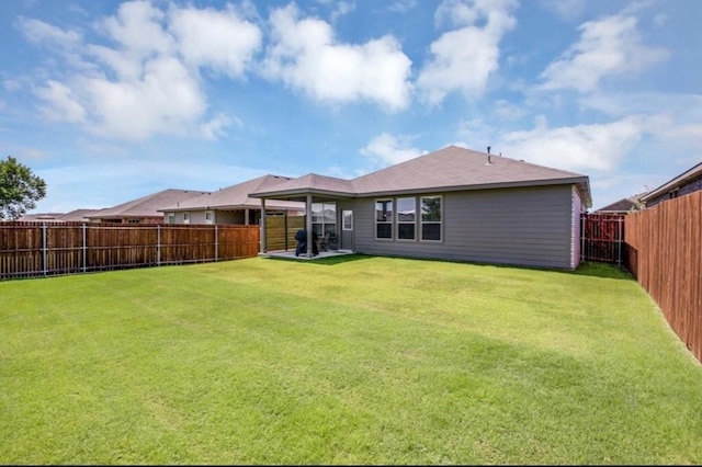 532 Dunmore Dr, Fort Worth, TX 76052 - back of house with a fenced backyard
