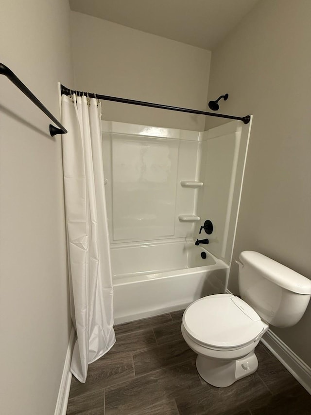 724 Esau Ave, Bossier City, LA 71111 - bathroom with shower / bath combo and wood finished floors