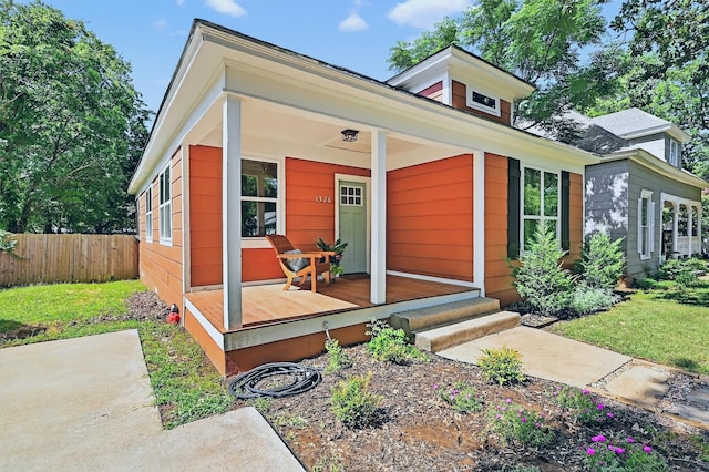 1326 W Bond St, Denison, TX 75020 - view of front of property with a porch