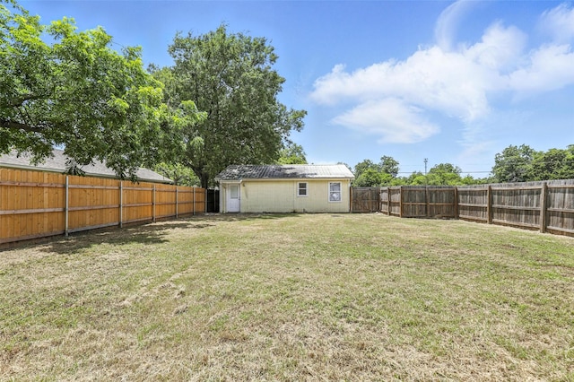 216 N Dobson St, Burleson, TX 76028 - view of fenced backyard