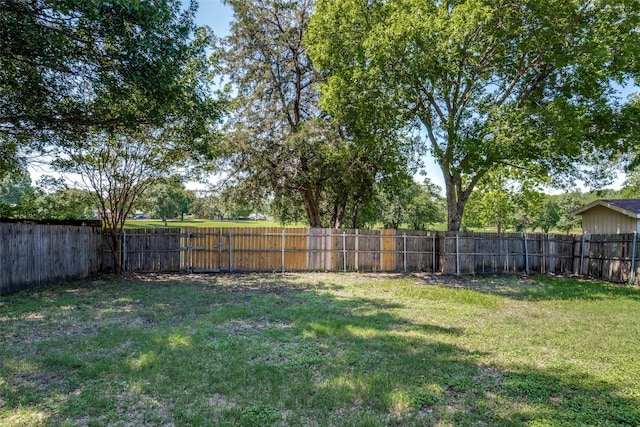 4137 Salem Dr, Garland, TX 75043 - view of fenced backyard