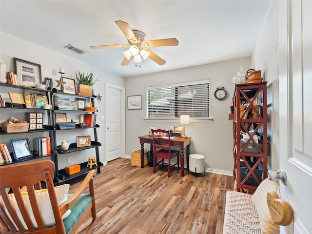 153 Bridlepath Dr, Pottsboro, TX 75076 - office featuring light wood finished floors and a ceiling fan