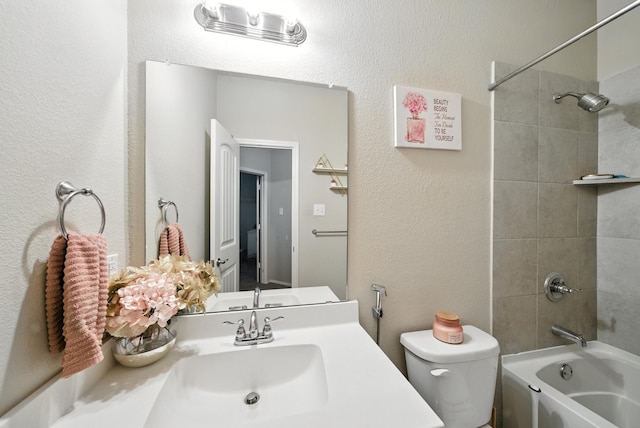 9117 Blakely Dr, Fort Worth, TX 76134 - full bathroom featuring washtub / shower combination and vanity