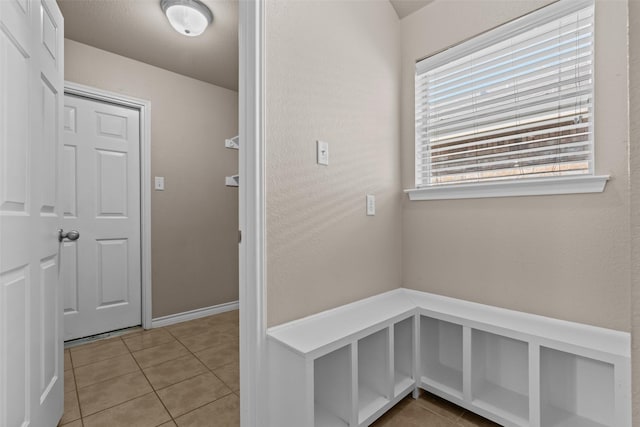 842 Randall Rd, Weatherford, TX 76087 - mudroom featuring tile patterned flooring and baseboards