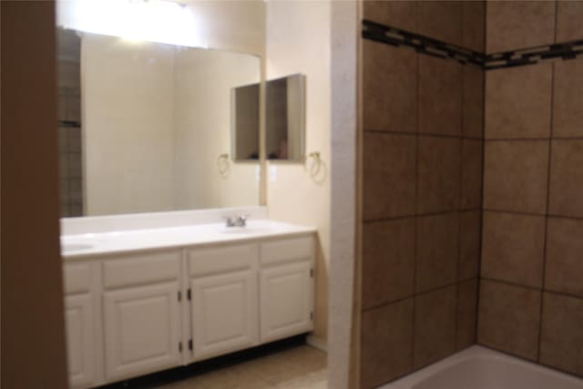 1108 Paintbrush St, Mesquite, TX 75149 - full bath featuring double vanity and shower / bath combination