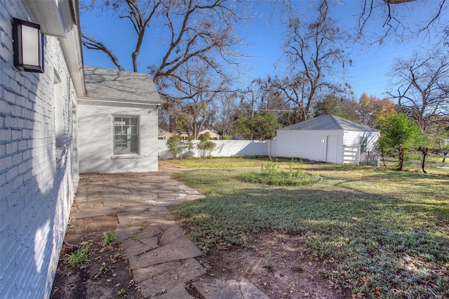 3601 Westcliff Rd S, Fort Worth, TX 76109 - fenced backyard featuring an outdoor structure