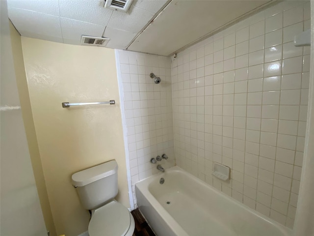 376 Valley Park Dr, Garland, TX 75043 - full bath featuring toilet and bathtub / shower combination