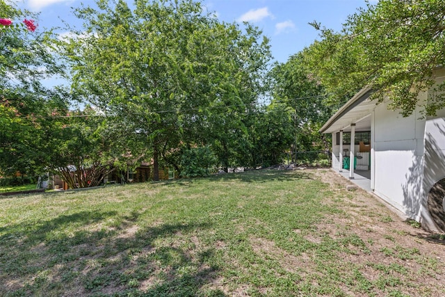6301 Shadydell Dr, Fort Worth, TX 76135 - view of yard