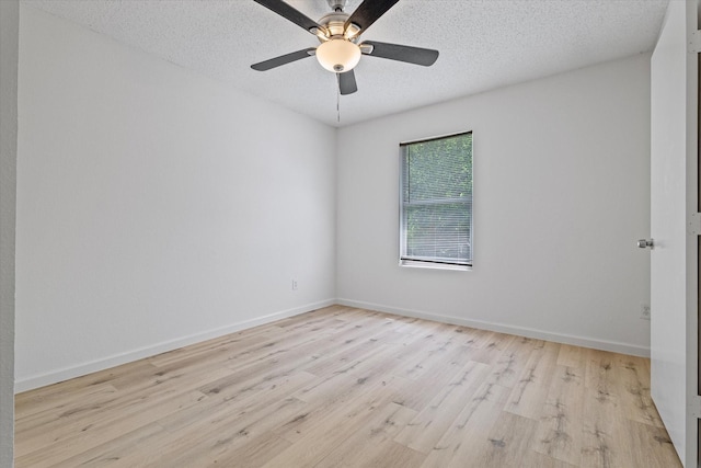 3300 Jacobs Dr, Mckinney, TX 75070 - empty room featuring light wood finished floors, a textured ceiling, and a ceiling fan