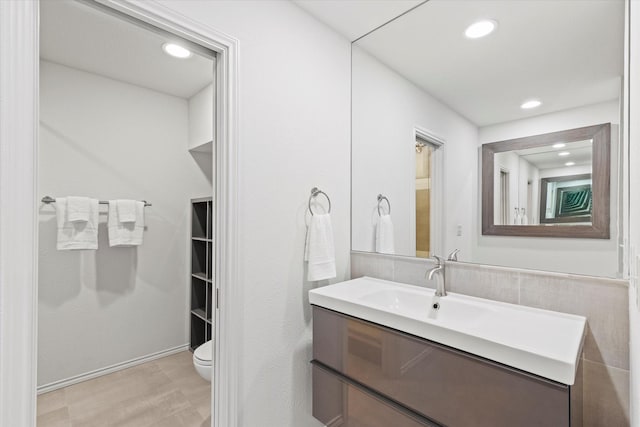 8620 S County Rd, Frisco, TX 75034 - bathroom featuring vanity and recessed lighting