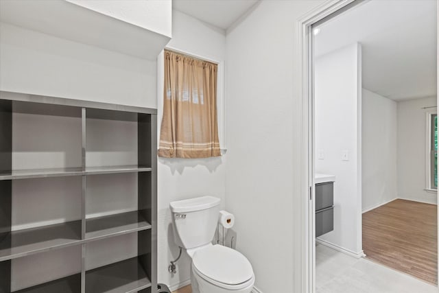 8620 S County Rd, Frisco, TX 75034 - bathroom with toilet and vanity