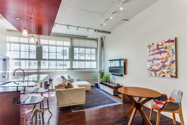2600 W 7th St Unit 1417, Fort Worth, TX 76107 - living room featuring track lighting and dark wood-style floors