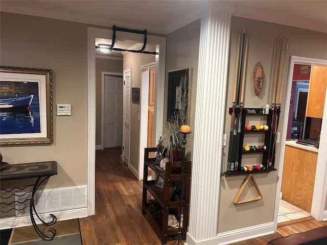 625 N Bailey Ave, Fort Worth, TX 76107 - hallway featuring wood finished floors and ornamental molding