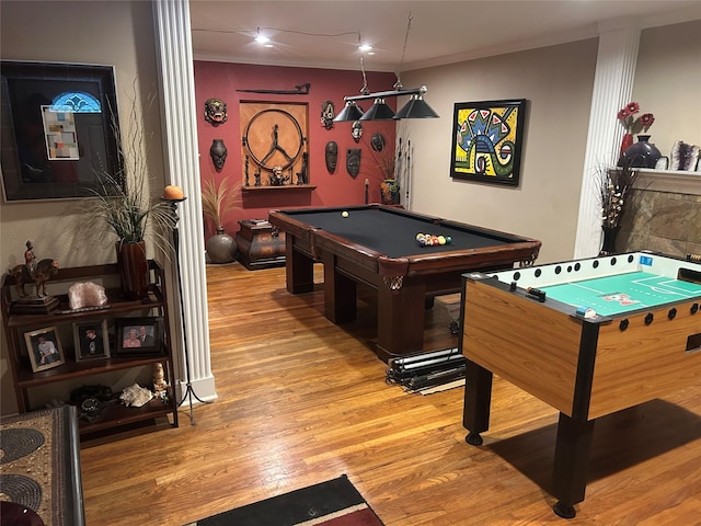 625 N Bailey Ave, Fort Worth, TX 76107 - recreation room featuring pool table, light wood-style flooring, and crown molding