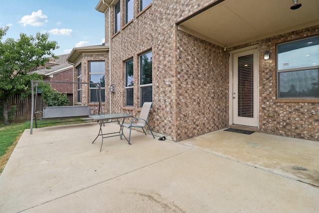 1009 Chickasaw Dr, Carrollton, TX 75010 - view of patio / terrace featuring outdoor dining space