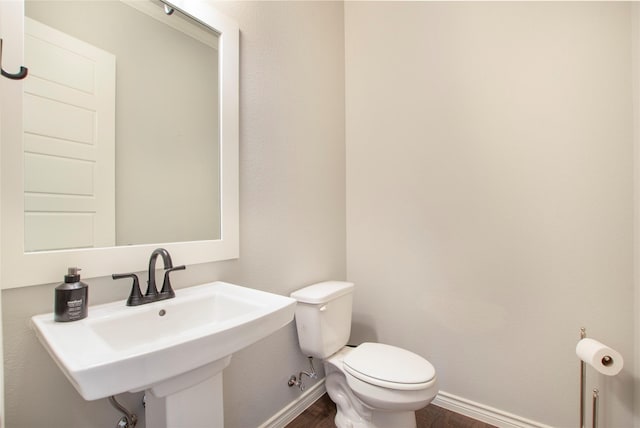 712 Tallgrass Dr, Aledo, TX 76008 - half bath featuring wood finished floors and baseboards