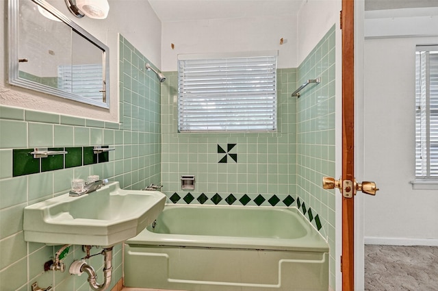 1402 Hillcrrest Dr, Sherman, TX 75092 - full bathroom featuring shower / tub combination and tile walls