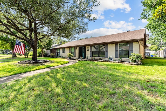 2912 Marsann Ln, Farmers Branch, TX 75234 - single story home with a front yard and roof with shingles