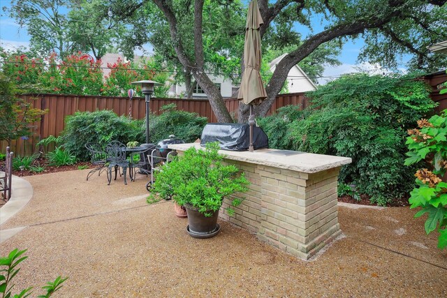 4708 Sugar Mill Rd, Dallas, TX 75244