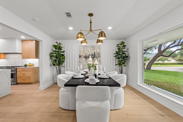4408 Thunder Rd, Dallas, TX 75244 - dining space featuring light wood-style flooring, a chandelier, and recessed lighting