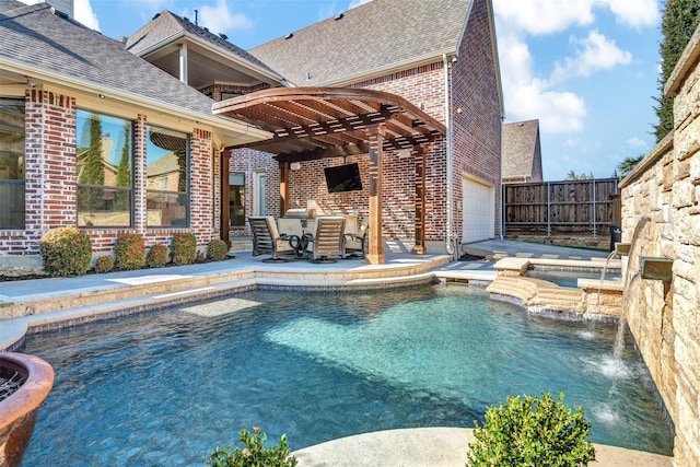 11334 Graceland Ln, Frisco, TX 75033 - view of swimming pool with a pergola, a patio, and a pool with connected hot tub
