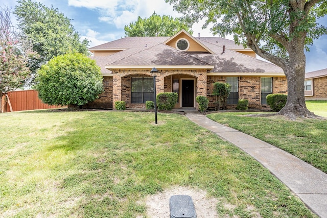947 Aspen Dr, Desoto, TX 75115 - view of front of property featuring roof with shingles and brick siding