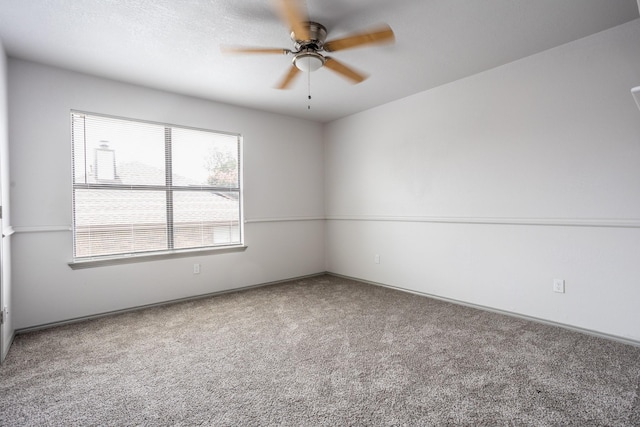 947 Aspen Dr, Desoto, TX 75115 - unfurnished room with carpet floors and ceiling fan