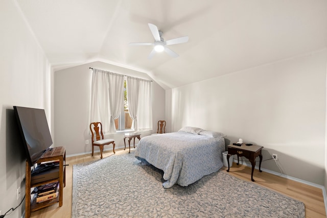 90 Elmwood Trl, Waxahachie, TX 75165 - bedroom featuring vaulted ceiling, light wood-style flooring, and ceiling fan