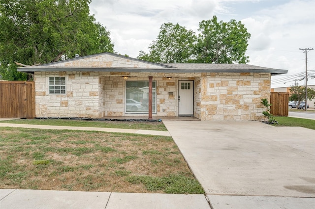 2504 Wicker Ave, Farmers Branch, TX 75234 - ranch-style home with stone siding