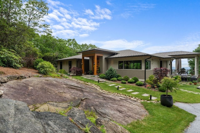 1240 King Gap Rd, Highlands, NC 28741 - view of front facade with a front lawn