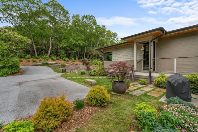 1240 King Gap Rd, Highlands, NC 28741 - view of green lawn