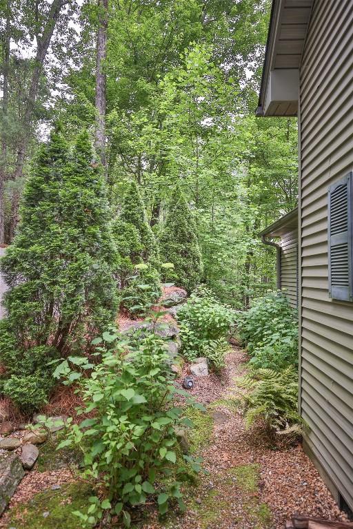 151 Rhododendron Ct, Sapphire, NC 28774 - view of yard