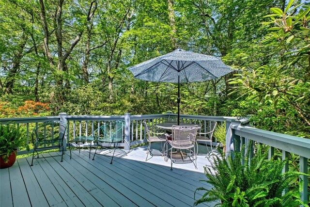 236 Hemlock Woods Dr, Highlands, NC 28741 - deck featuring outdoor dining space