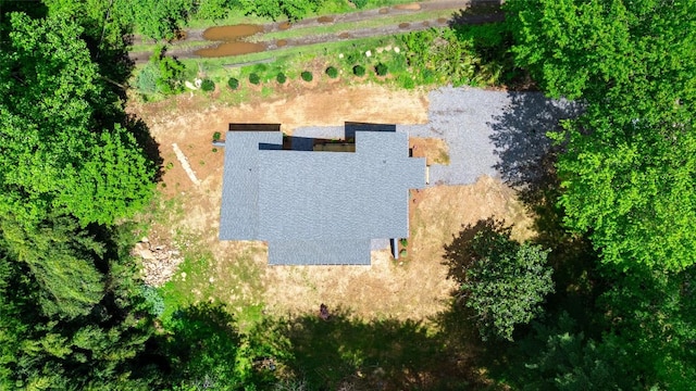 aerial view of property and surrounding area